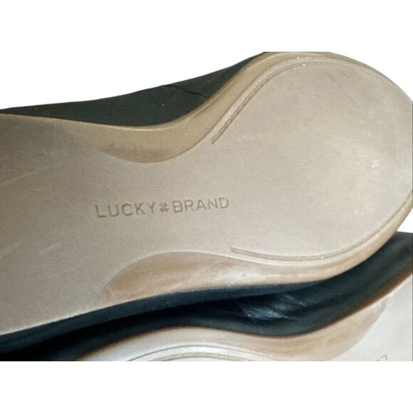 Lucky Brand "Canison" Soft Flexible Black Leather Slip On Ballet Flats Size 9.5 - Picture 10 of 11
